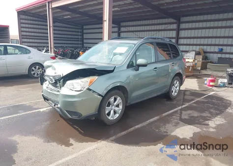 2015 Subaru Forester 2.5I Premium z USA, uszkodzony, nr VIN JF2SJADCXFH444823